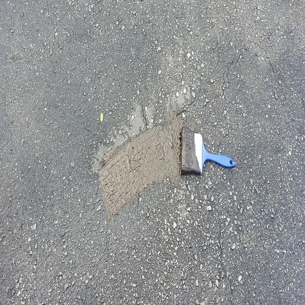 Liquid Rubber Driveway Restore Sealer